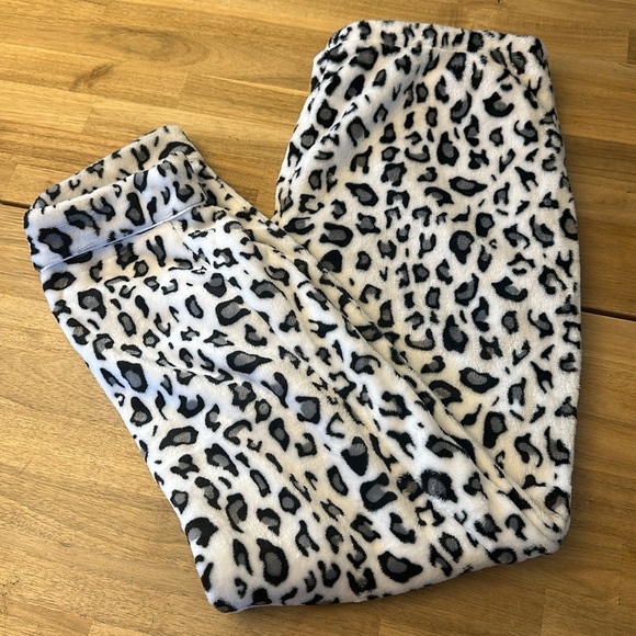 CONCIERGE ⭐️ Collection pajamas - Picture 6 of 6